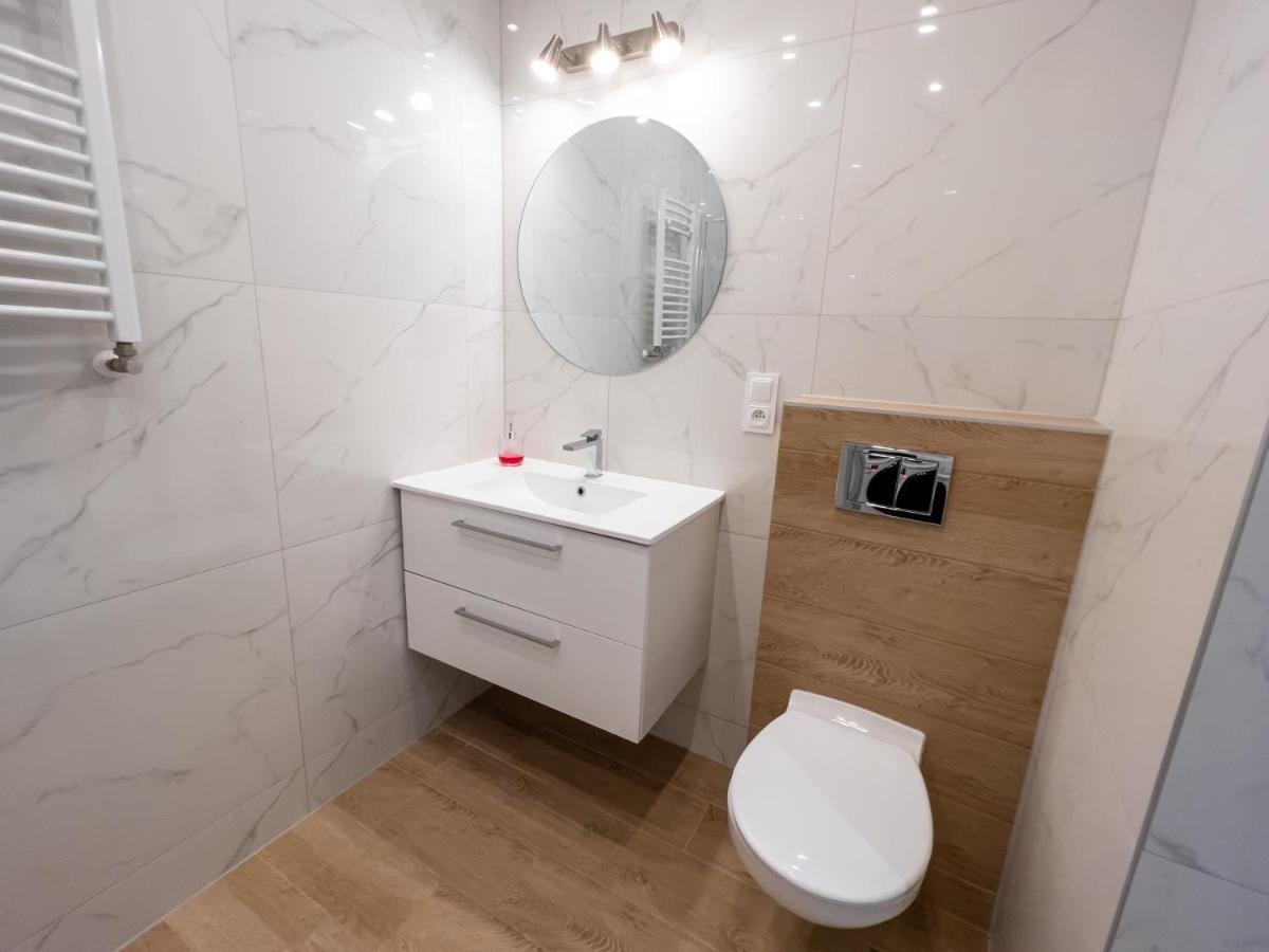 Zlote Apartamenty 6 Legnica Exterior foto